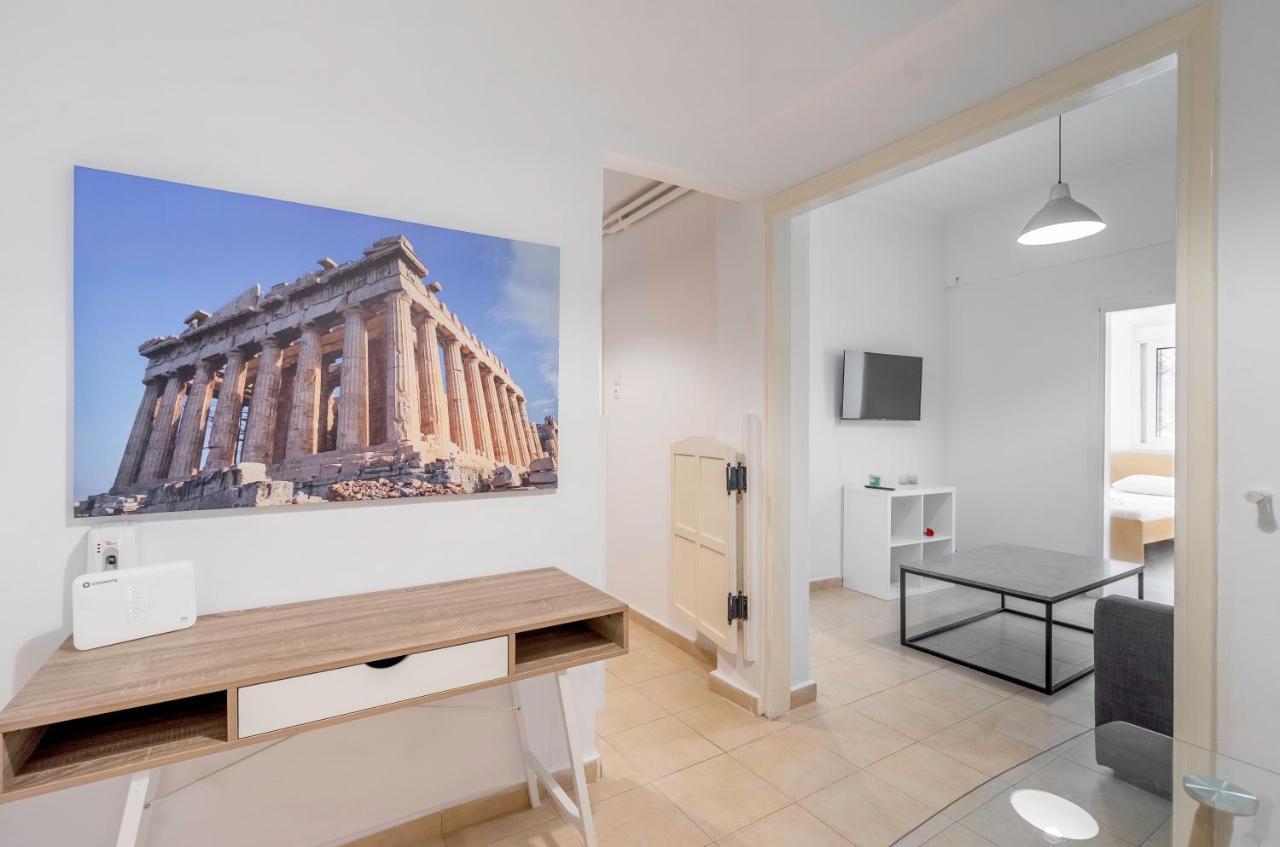 Apartment 1Km From Acropolis Filoppapou Hill Athena Bagian luar foto